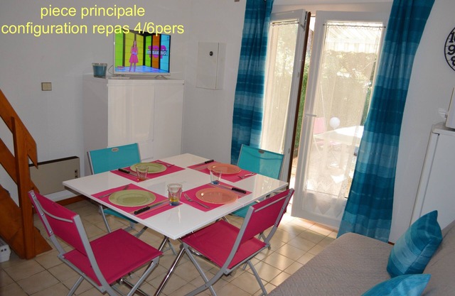 Maisonette 2/4 people 250 m from the beach, private parking and garden