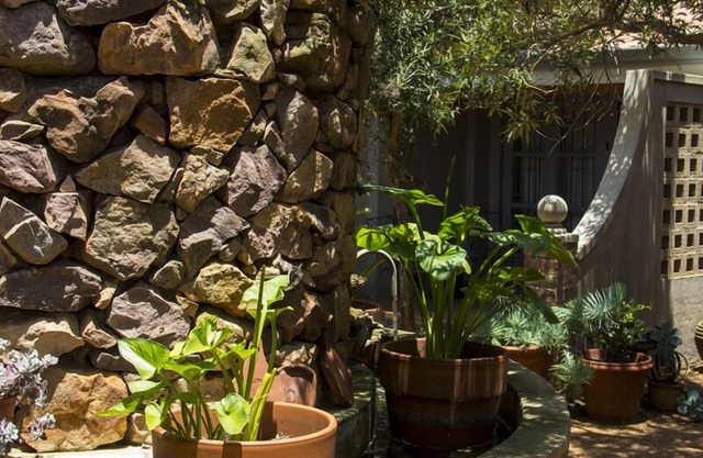 Maison - H Guest House