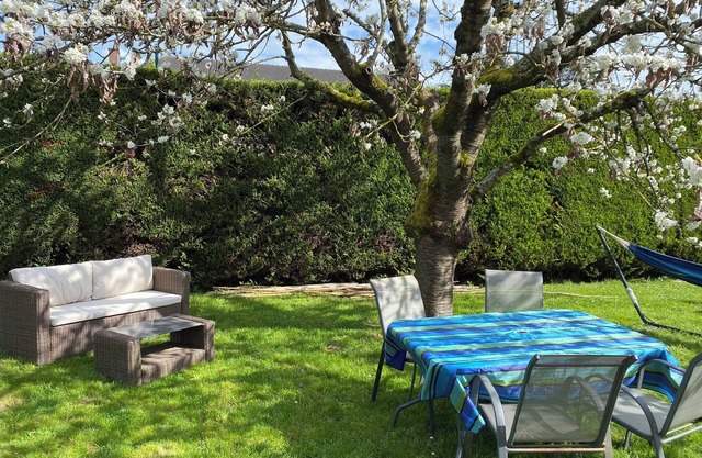 Maison Lumineuse de 205 m2 Dans un Écrin de Verdure