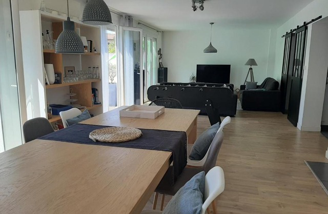 Maison lumineuse et agréable pour 6 à 8 personnes