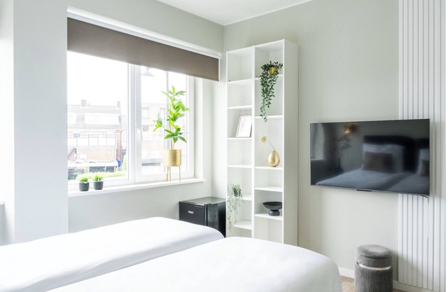 Maison Lux Room with En suite Bathroom