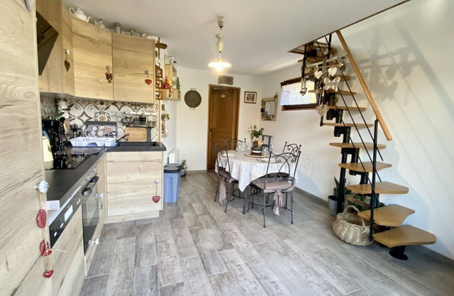 Maison Mitoyenne Pour 4 à 5 Personnes au Calme Proche D'un Étang