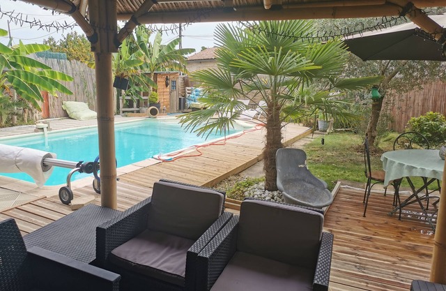 Maison Pierre 9 Couchages Piscine Chauffée Jacuzzi