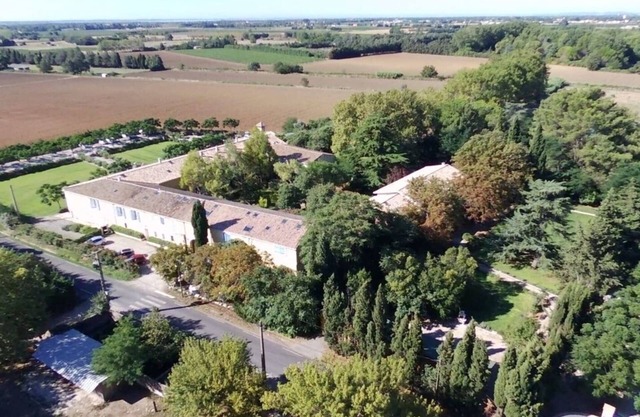 Maison Pour 4 p. Dans une Pinède D'un Mas Languedocien Avec Piscine et Jacuzzi