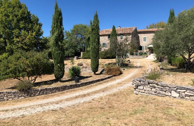 Maison Provençale, Piscine, Vues Superbes et Calme