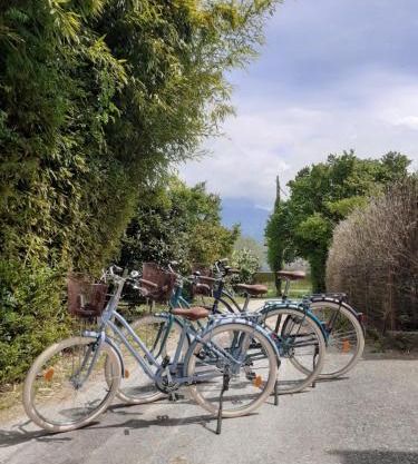 Maison proche lac, vélos, parking