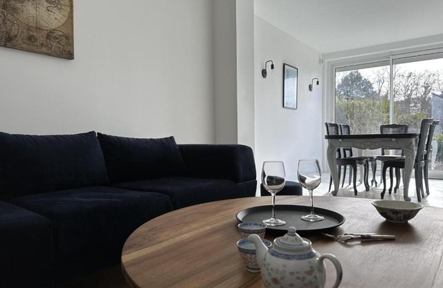 Maison rénovée avec jardin à 20 min du centre historique de Moulins, proche LE PAL et Vichy - FR-1-489-469