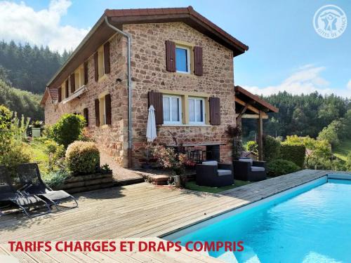 Maison spacieuse avec piscine privée, animaux admis, jardin et WiFi - FR-1-496-247