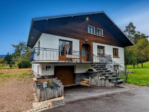 Maison spacieuse près de Gérardmer - 4 pers, ski, randos, lac, bébé ok - FR-1-589-374