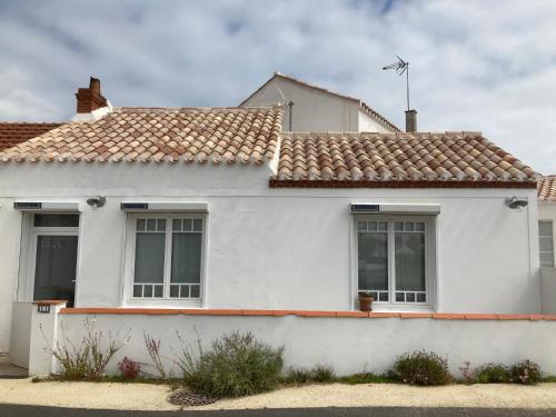 Maisonnette centre bourg de l’epine