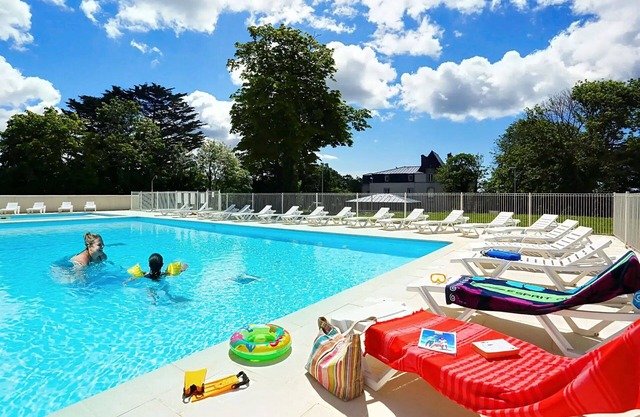 Maisonnette duplex à Audierne + piscines chauffées