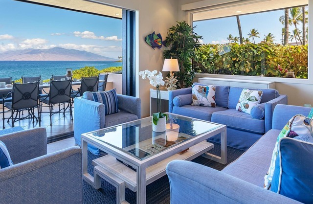 Makena Surf | F112 | Beachfront Resort