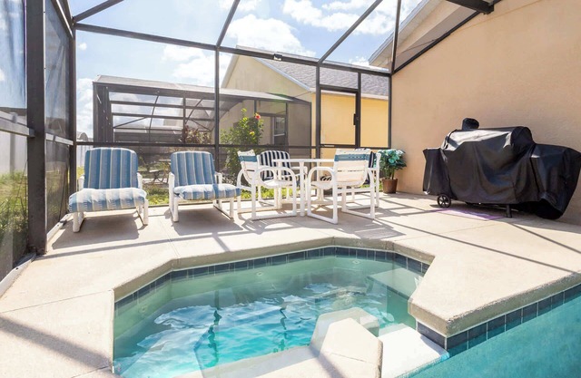 Making Memories - Private Pool!