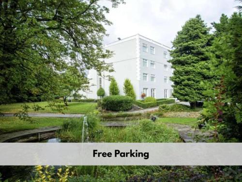 Manchester Airport Hotel by Dancenter