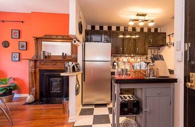 Manhattan Studio! Walk to scenic Morningside park, restaraunts, subway. Free WiF