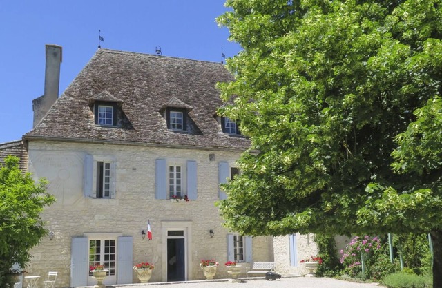 Manoir Colombe - Eight Bedroom Castle, Sleeps 20