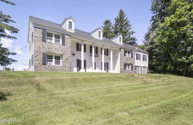 Mansion in Albany 7minutes to Downtown Albany