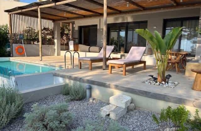 MARA 2 bed family accomodation with private pool