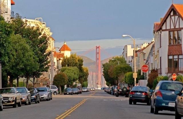 Marina District Flat - A very nice home in a great location! 30 day minimum stay