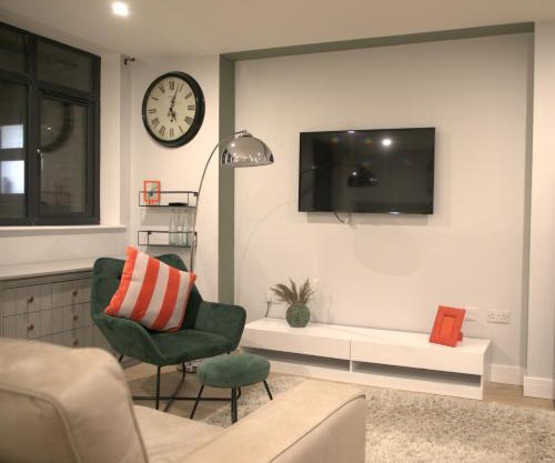 Market Utopia, King Deluxe & Mini Deluxe Town Centre Studios, Business and Leisure Stays