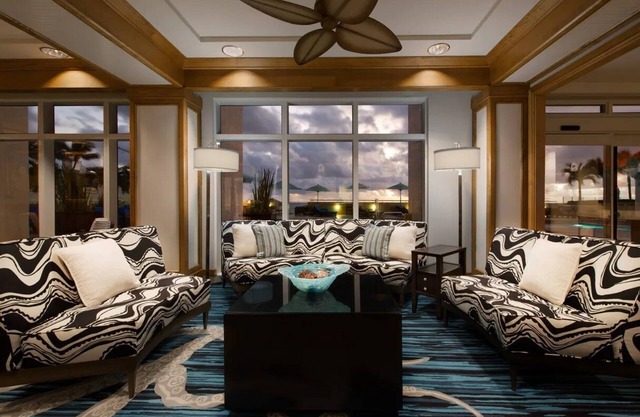 🌴 Marriott Beachplace Towers✨ Experience Paradise in a 2BR Villa - Sleeps 8!