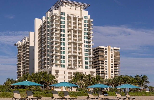 Marriott's Oceana Palms. Gorgeous Oceanfront resort- 2 bedroom villa!