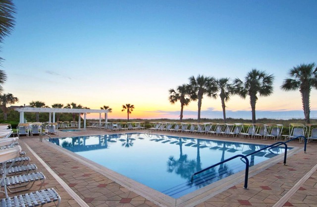 Marriott's SurfWatch 2 Bedroom Garden View