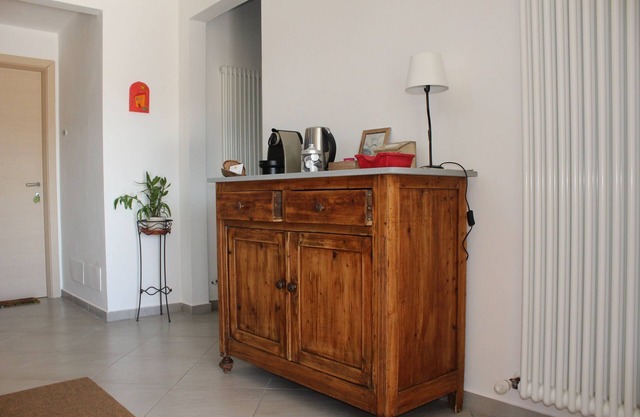 Marta Sul Melo - Double/triple room in B&B