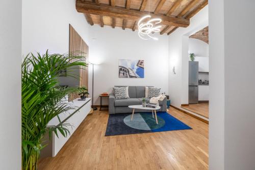 Martin's Home - Spacious 60 sqm apartment in Modena historic center ideal for families and business stays