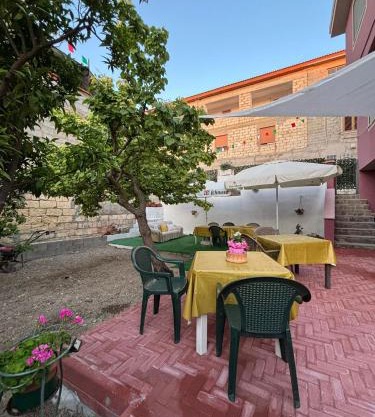 Maryel Sardinia con Giardino