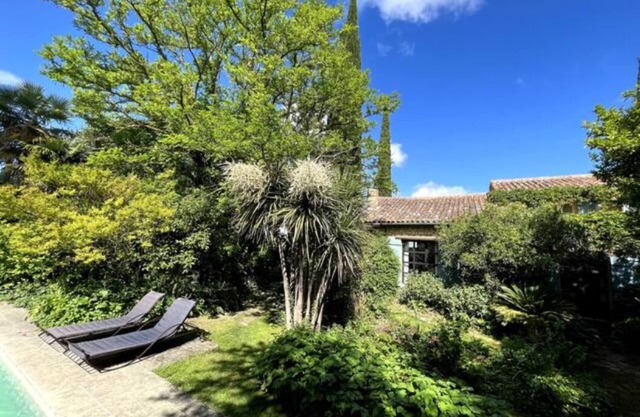'Mas de la Laiterie' - Exceptional Provencal Charm between Luberon and Ventoux