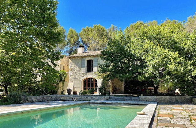 Mas des Cigales - 7 Br - Sleeps 16