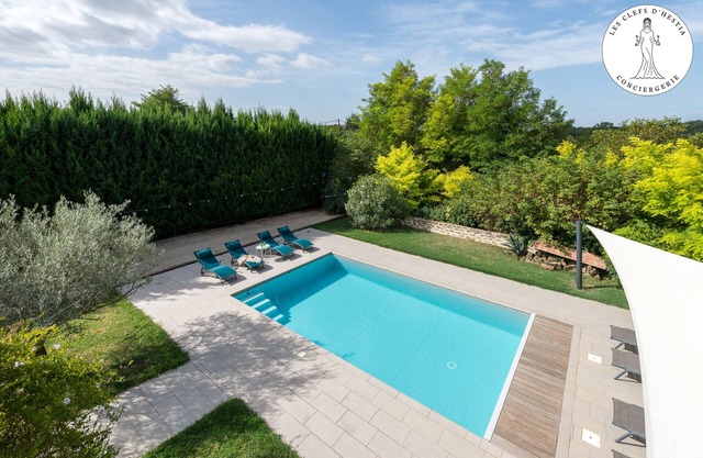 Mas Moon with swimming pool and sauna