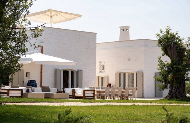 Masseria Ciasca - Six Bedroom Villa, Sleeps 12