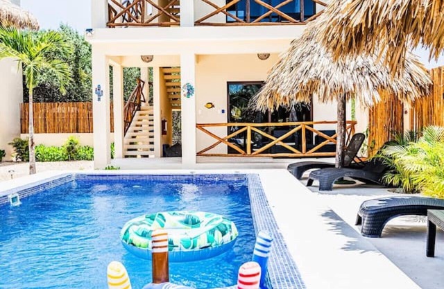 Massive compound/Walk to the beach!