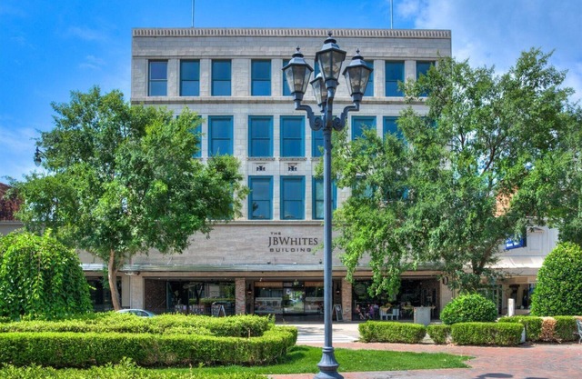 Master Tournament Luxury Condo with Views