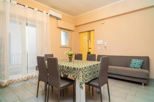 Mati Rooms