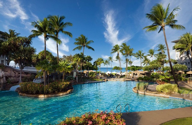Maui Ocean Front Villa on beautiful Kaanapali Beach 2 Bedroom Lock Off.
