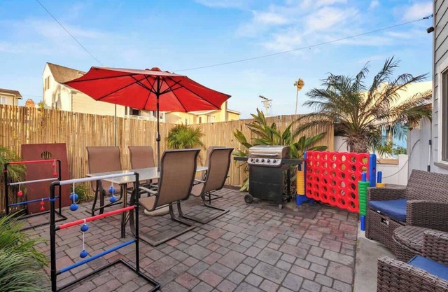 MB! 6BR Beachhouse- 4 parking spaces Sleeps 20+