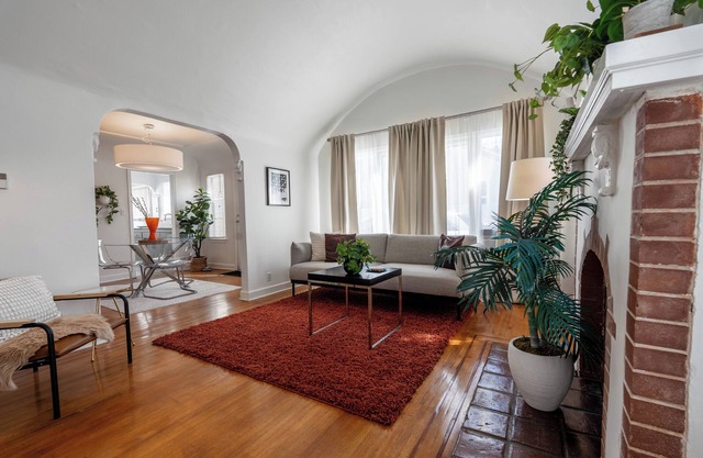 Melrose Casita - King Bed, Kitchen, W.D, WIFI, Prime Location, Walkable Area