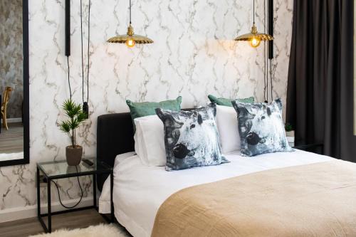 Menlyn Apartment - Marble Print