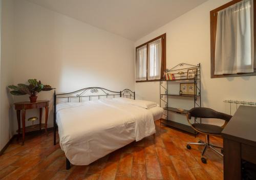 Mentana Flat, Centro Storico