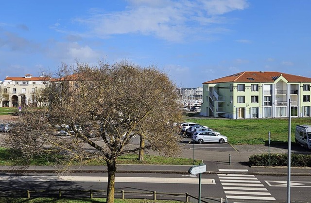 MER - Agréable appartement-place de parking privée