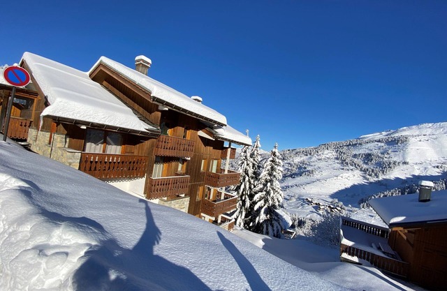 MERIBEL-MOTTARET 3 rooms for 6 people with balcony view MERIBEL AND THE MOUNTAIN