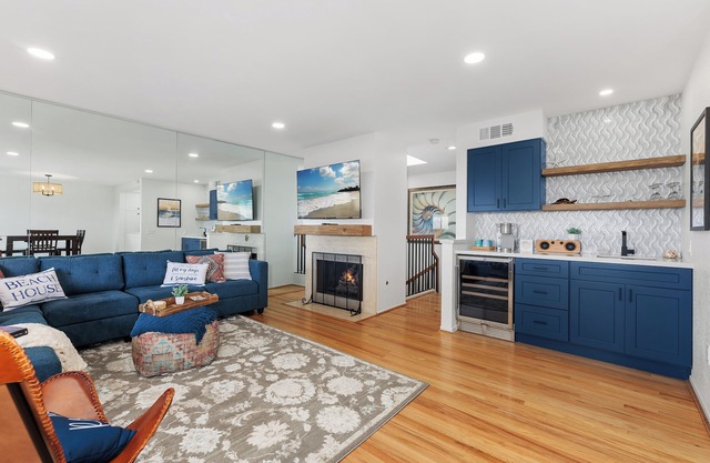 Mermaid's Lookout - Ocean Views, Pet Friendly!