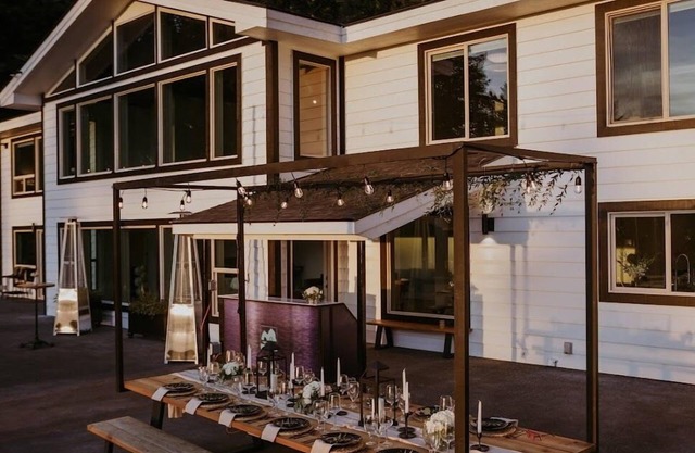 Mervue Estate - Luxury ocean view on 60 acres