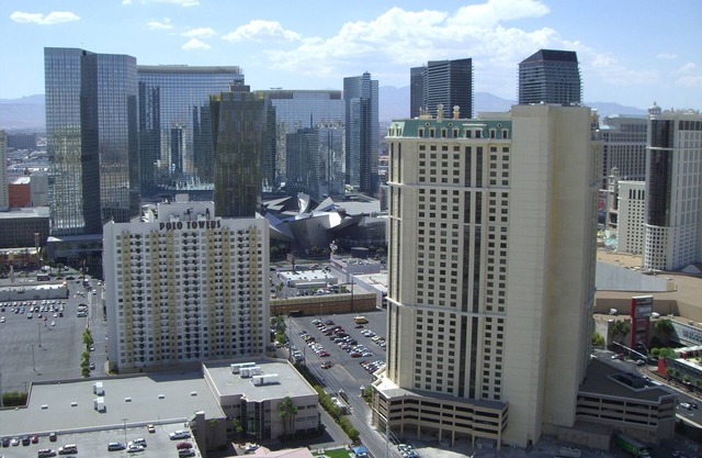 MGM Signature Penthouse Condo/Lg. Balcony/Strip View/Tower 1