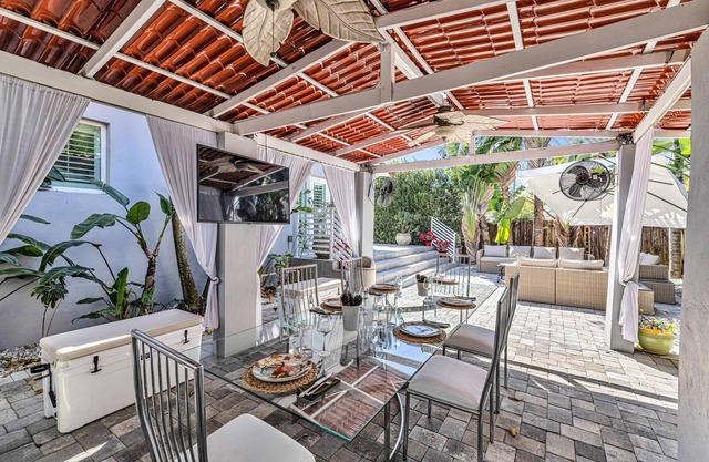 Miami Sombra: Prime Location-Parkfront- Den-Gazebo