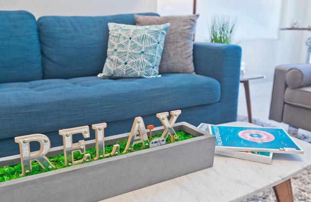 Mid Century Condo - Perfect Location w/5 Star Amenities!