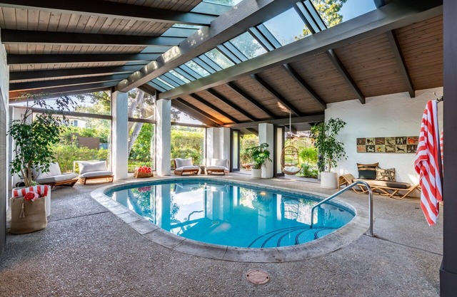 Mid-Century Modern Montecito Escape